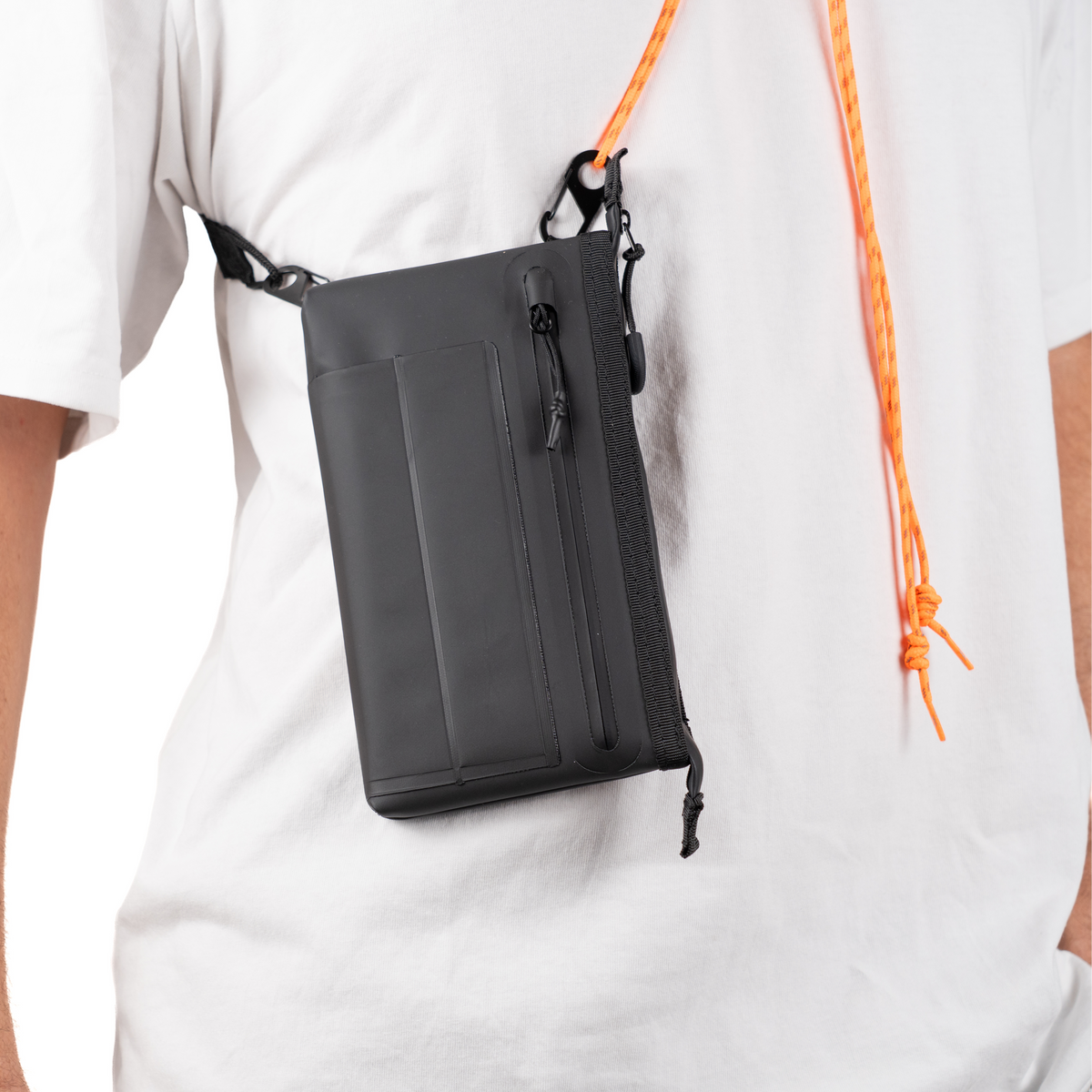 NOMADCASE - TRAVEL POUCH