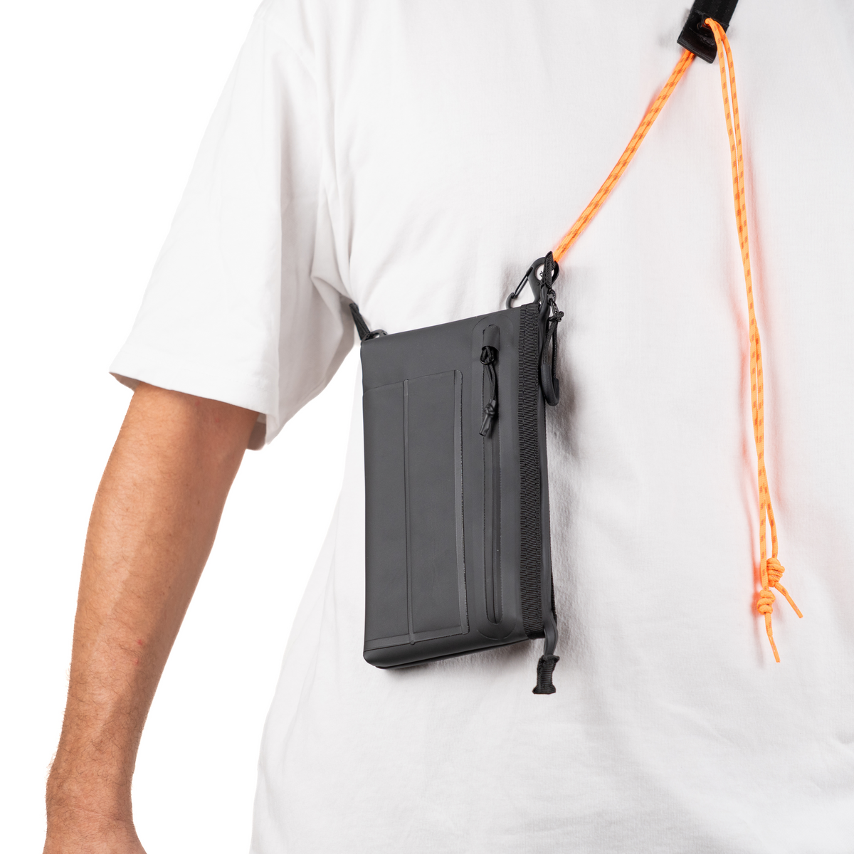 NOMADCASE - TRAVEL POUCH